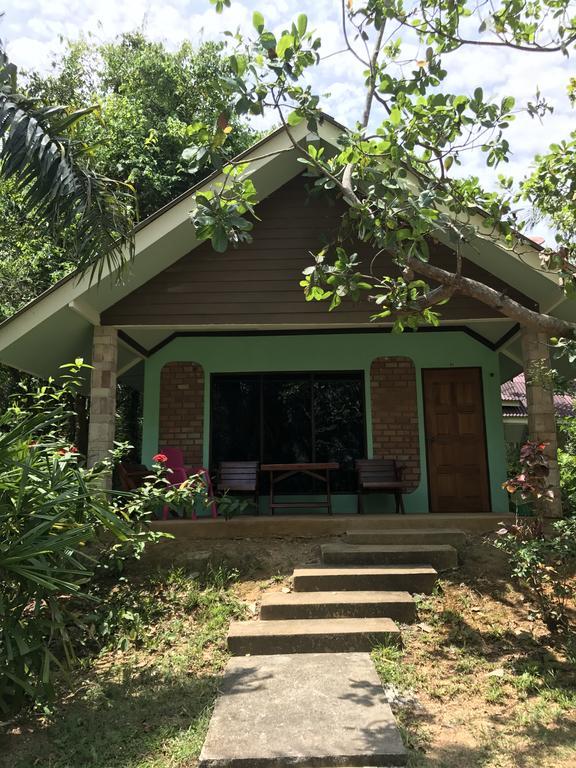 Cashew Nut Bungalows Hotel Ao Nang Luaran gambar